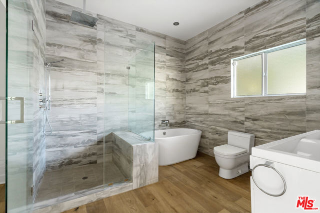 7470 Woodrow Wilson Drive, Los Angeles CA: https://media.crmls.org/mediaz/e300d9ef-cc24-4a5d-ae36-d0d71cf331a8.jpg