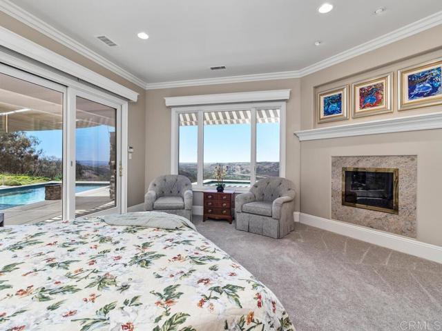 6095 Lake Vista Drive, Bonsall CA: https://media.crmls.org/mediaz/e30143ac-bfa2-4feb-8eef-1e605f51ea52.jpg
