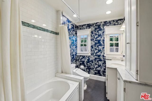 1324 N Orange Grove Avenue, West Hollywood CA: https://media.crmls.org/mediaz/e302e292-cef4-4edf-9201-c3edf1003513.jpg
