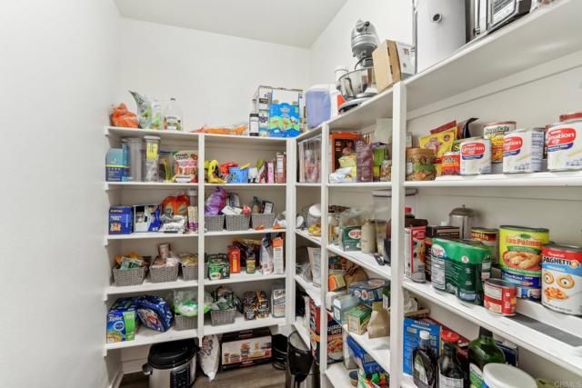 32780 Presidio Hills Ln, Winchester CA: https://media.crmls.org/mediaz/e3030d9a-1f3a-442e-af72-b468aad219e6.jpg