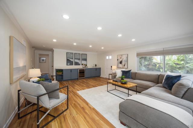 3602 Hyacinth Dr, San Diego CA: https://media.crmls.org/mediaz/e304f83d-8fcc-45d5-a3b1-145e02ee6a35.jpg