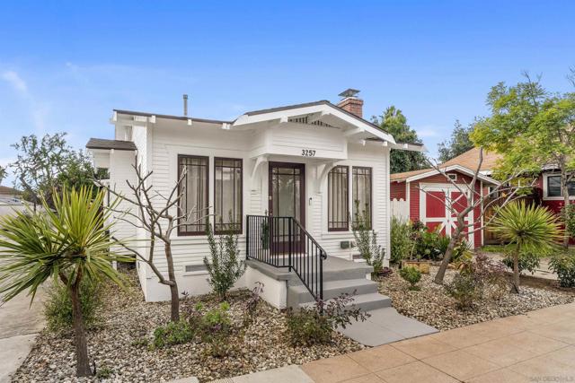 3257 Dwight St, San Diego CA: https://media.crmls.org/mediaz/e305371a-acd3-4108-a729-650da9f964e5.jpg