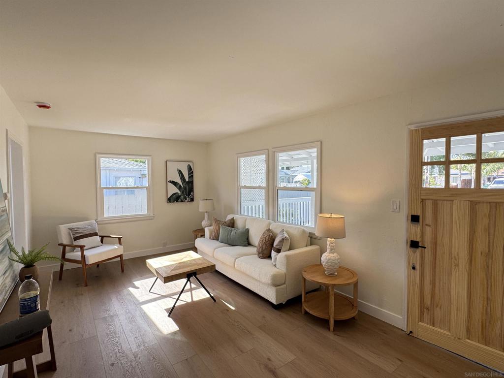 1011 Knowles Ave. - photo 4