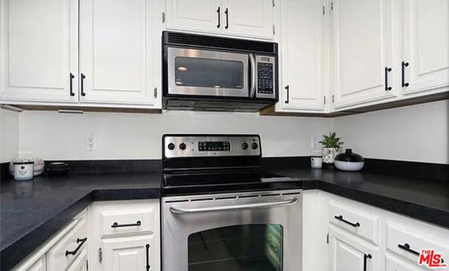 880 W 1st Street, Los Angeles CA: https://media.crmls.org/mediaz/e3073db5-119b-4445-ae6b-30e135e9d219.jpg