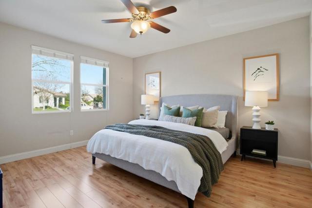 2360 Rose Arbor Drive, Sacramento CA: https://media.crmls.org/mediaz/e307ff36-a4a7-4292-b241-4acee80a0224.jpg