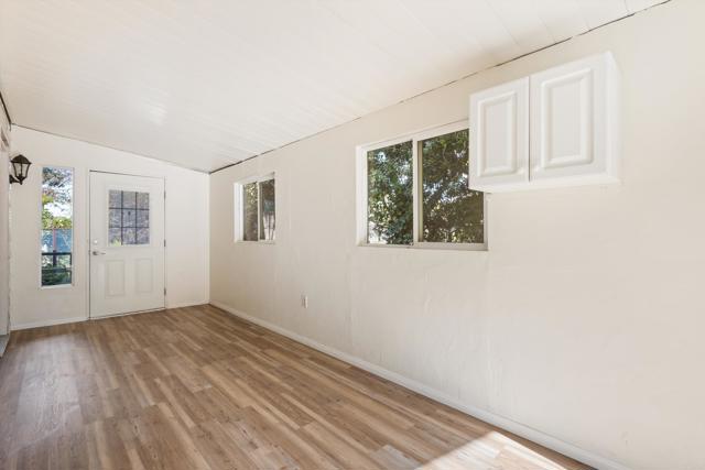 718 Sycamore Avenue, Vista CA: https://media.crmls.org/mediaz/e30807df-5d3c-48e5-a4f3-0ce31aca5dba.jpg