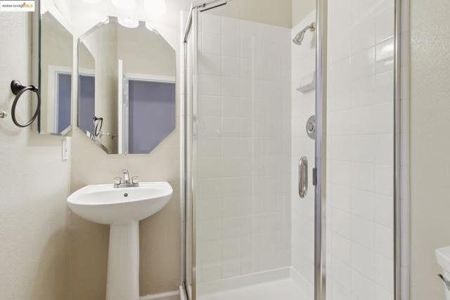 1838 Buck Mountain Ct, Antioch CA: https://media.crmls.org/mediaz/e3080f5d-51df-4239-93f5-23e400c36eed.jpg