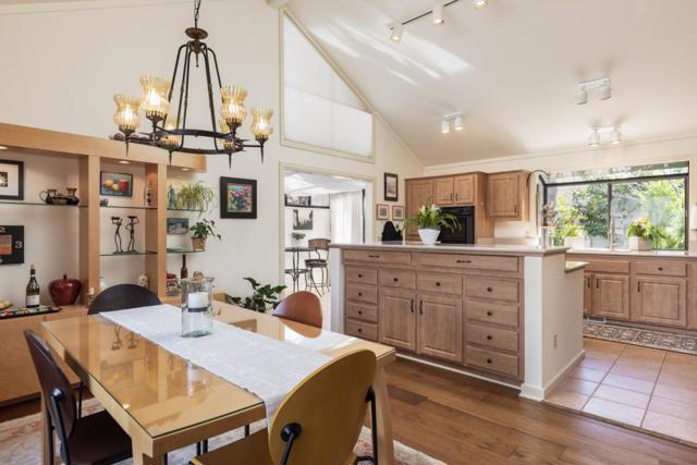 9565 Oak Court, Carmel CA: https://media.crmls.org/mediaz/e30818a6-7cc7-475c-a828-d702e07dc01a.jpg