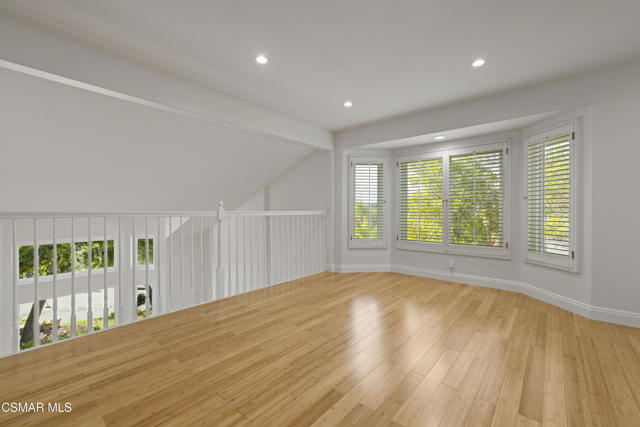 Image 34 of 70 For 5475 Bromely Drive