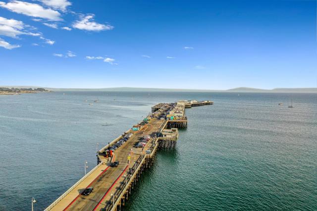 1122 W Cliff Drive, Santa Cruz CA: https://media.crmls.org/mediaz/e30a24c6-eff6-4083-a786-2aaf6dfdee42.jpg
