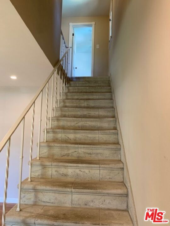 1201 S OGDEN Drive, Los Angeles CA: https://media.crmls.org/mediaz/e30a2872-272e-4367-a9d1-43e568814706.jpg
