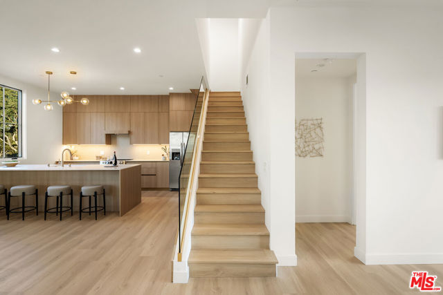1203 N Vista Street, West Hollywood CA: https://media.crmls.org/mediaz/e30b47e2-52d7-49c0-9915-a171c508e71b.jpg