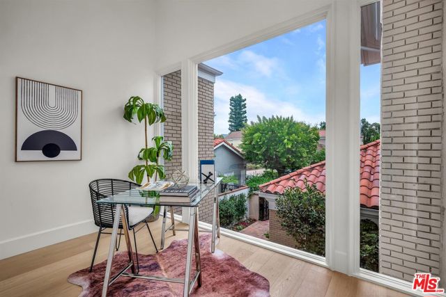 Drew Fenton | 2205 Canyonback Road Los Angeles CA | MLS: 7423951