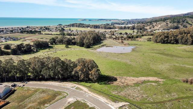 0 Upper Terrace Avenue, Half Moon Bay CA: https://media.crmls.org/mediaz/e30c1ab1-36e4-46a3-ae92-f7180b83120d.jpg