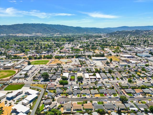 8100 Springdale Court, Gilroy CA: https://media.crmls.org/mediaz/e30c421d-5da6-4f16-8895-441cb604ce6c.jpg
