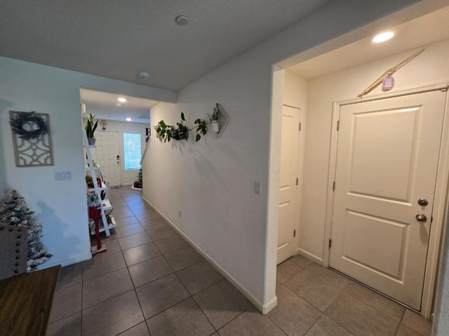 256 San Pelmo Court, Los Banos CA: https://media.crmls.org/mediaz/e30c58c6-fdae-459b-80b6-8cacf58f2f9e.jpg