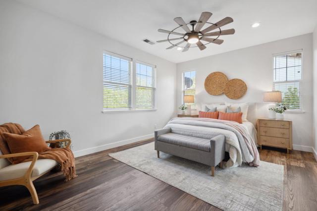 7531 Edinburgh Way, Gilroy CA: https://media.crmls.org/mediaz/e30ea1e6-f61d-4e6e-ae34-23867dcb55f0.jpg