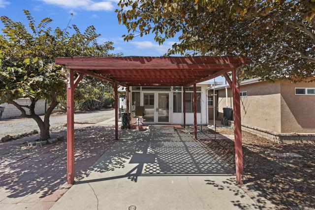 1825 S Benson Ave, Ontario CA: https://media.crmls.org/mediaz/e30f15c3-1133-4a9e-ab44-b12997a4f947.jpg