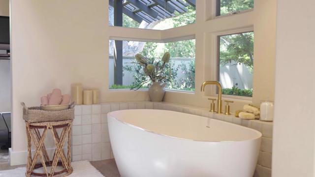 5466 Quail Way, Carmel Valley CA: https://media.crmls.org/mediaz/e3107be3-e2ba-45a4-ae6e-195693ad7c71.jpg
