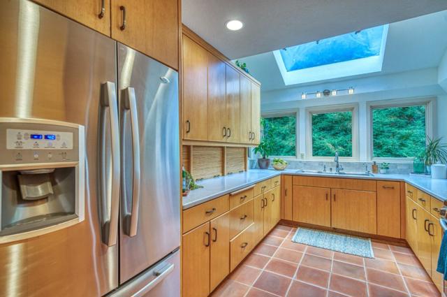9013 Rhodes Avenue, Aptos CA: https://media.crmls.org/mediaz/e310de7c-677d-4ed7-989c-d9c51505fbe1.jpg