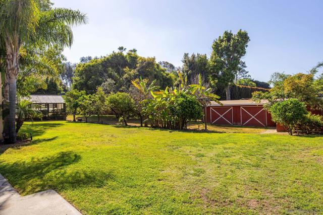 661 Union, Encinitas CA: https://media.crmls.org/mediaz/e3118083-d31f-44a9-a7d5-e530ca7c30ef.jpg