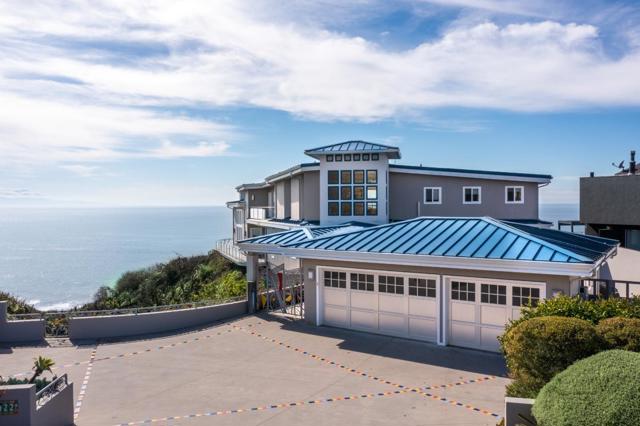422 Seaview Drive, Aptos CA: https://media.crmls.org/mediaz/e311813f-2c76-4d9b-b5c9-02b0c1f1c0e5.jpg
