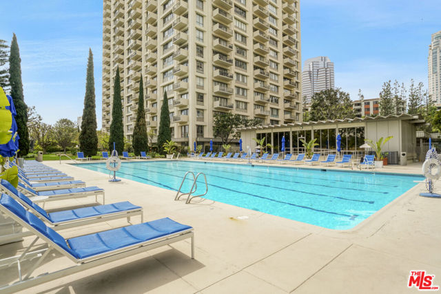 2170 Century Parkway, Los Angeles CA: https://media.crmls.org/mediaz/e311ca40-d1f8-4145-853b-a032b44b1151.jpg