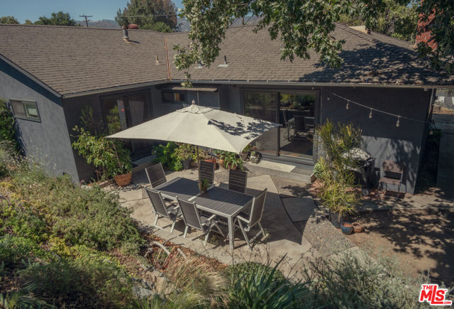 25166 Wheeler Road, Newhall CA: https://media.crmls.org/mediaz/e311d75d-cd60-442e-9b2b-804d641ddadb.jpg