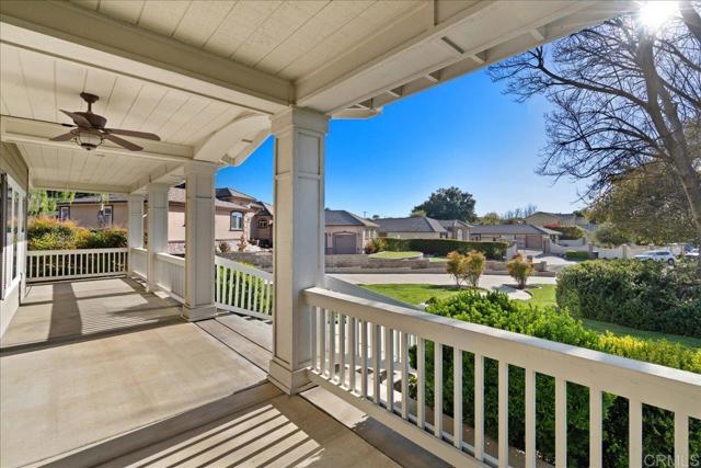 38161 Butterfly Court, Yucaipa CA: https://media.crmls.org/mediaz/e3127d34-bc76-4768-987f-f91e328f5c3e.jpg