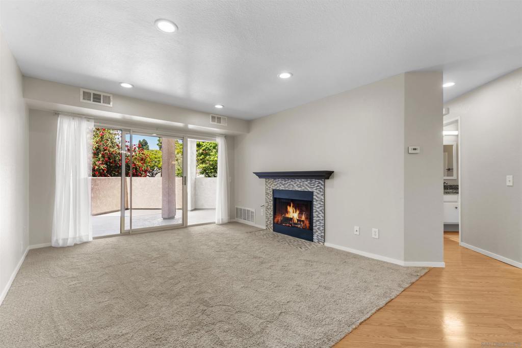 7127 Camino Degrazia #127