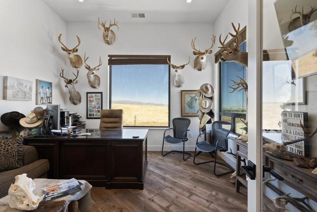 3000 Coppa Court, Hollister CA: https://media.crmls.org/mediaz/e3139dc1-dfe4-4c6e-aed3-d0b569591557.jpg