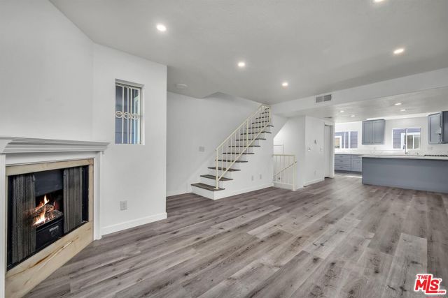 13340 Burbank Boulevard, Sherman Oaks CA: https://media.crmls.org/mediaz/e313b5e0-1d3b-4f7a-b570-255f5370279d.jpg