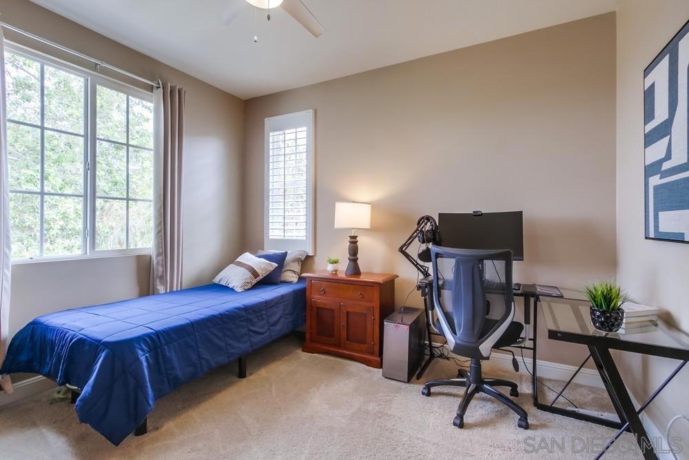 MLS #250025773SD img 42