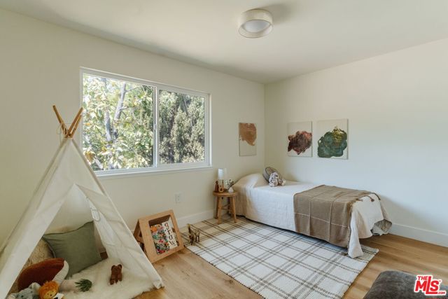 29204 Deep Shadow Drive, Agoura Hills CA: https://media.crmls.org/mediaz/e3153a0c-c28a-4fe4-a369-f80dc0f3ae98.jpg