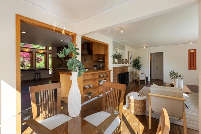 620 Olive Street, Menlo Park CA: https://media.crmls.org/mediaz/e31584c7-ddd1-4787-8781-f9ba11855d08.jpg