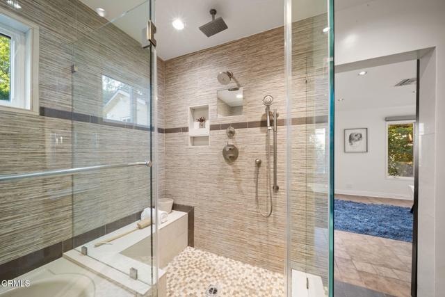 Detail Gallery Image 21 of 36 For 1038 Oban Dr, Los Angeles,  CA 90065 - 3 Beds | 3 Baths