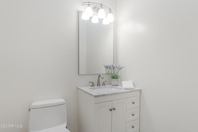 252 Capri Drive, Simi Valley CA: https://media.crmls.org/mediaz/e317a5c5-9fa7-4542-b3d7-c6381fb51dab.jpg