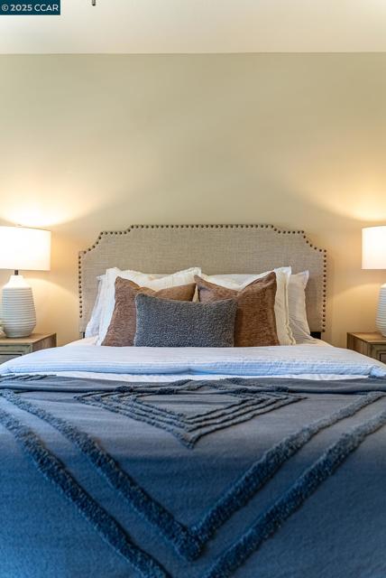 2128 Presidio Ct, Danville CA: https://media.crmls.org/mediaz/e31905d0-7b2a-4a81-b7ee-4e07c50d7da1.jpg