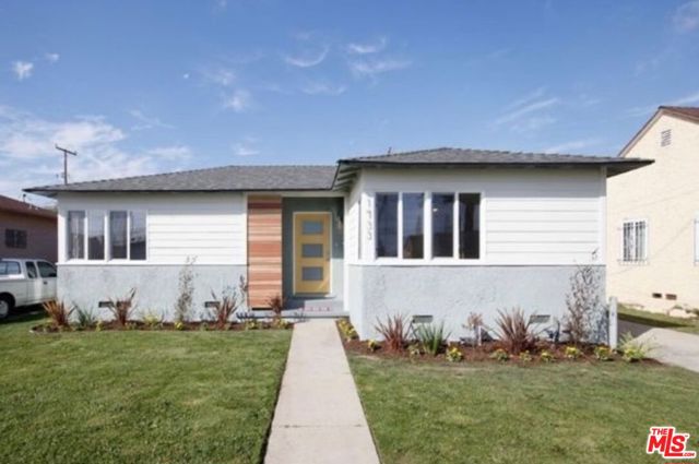 1733 E 123rd Street, Los Angeles CA: https://media.crmls.org/mediaz/e31a47a3-1462-4250-a026-0b173c51e6a0.jpg