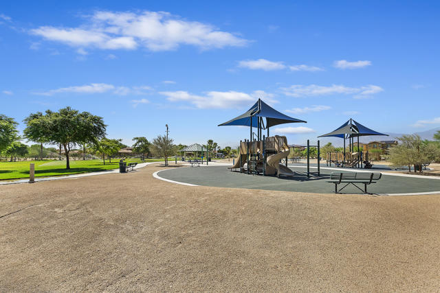 050_Community Amenities