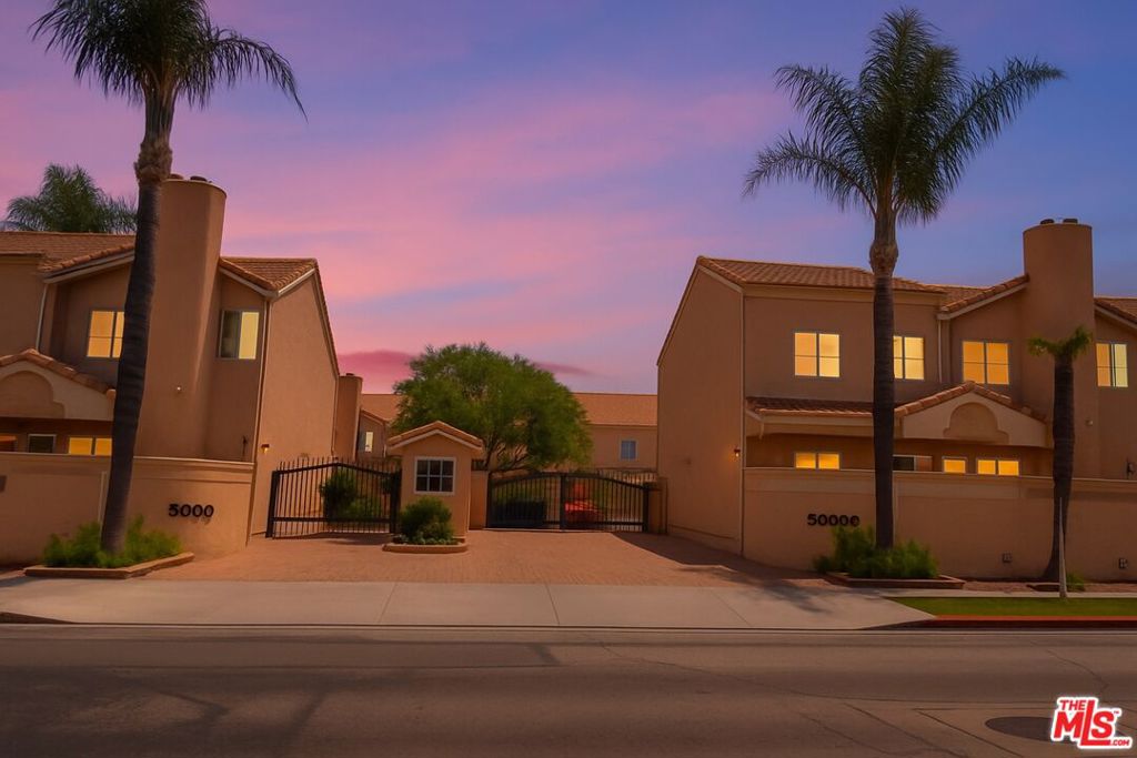5200 White Oak Avenue #4