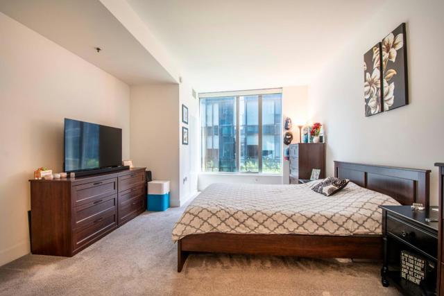 318 Main Street, San Francisco CA: https://media.crmls.org/mediaz/e31c04e7-68a2-4bcf-a98c-3fca5f19e5a5.jpg