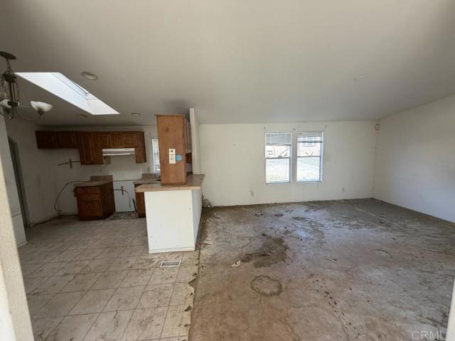 21626 Mary Street, Perris CA: https://media.crmls.org/mediaz/e31ddb75-e08f-4f25-bbe0-8ebda8e55c5c.jpg