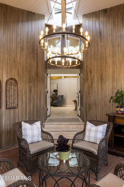 4525 Rayburn Street, Westlake Village CA: https://media.crmls.org/mediaz/e31eb0f7-7c63-4d6c-98ee-9a1acf85cfa8.jpg
