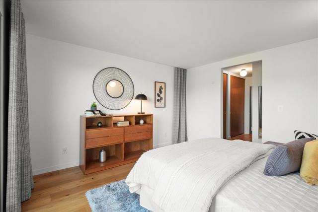 25 Grove Street, Los Gatos CA: https://media.crmls.org/mediaz/e31fbc40-9c1e-40e8-a480-c512ef9ba5fc.jpg