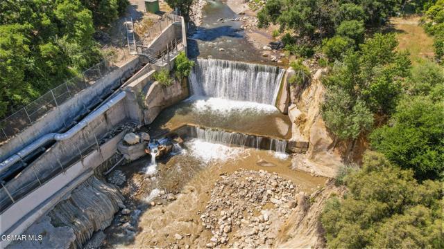 5682 Pine Grove Road, Santa Paula CA: https://media.crmls.org/mediaz/e32078ba-de94-4c71-b557-6309197f4eec.jpg