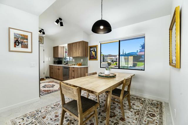 Image 12 of 36 For 72690 Yucca Court