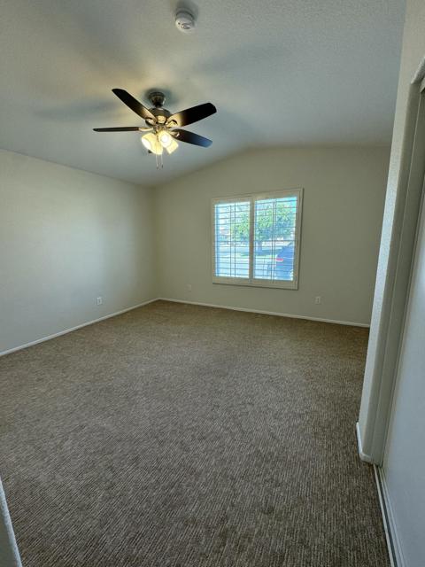 49590 Lincoln Drive, Indio CA: https://media.crmls.org/mediaz/e32109ed-c140-4d1d-b32d-976a05dfd937.jpg