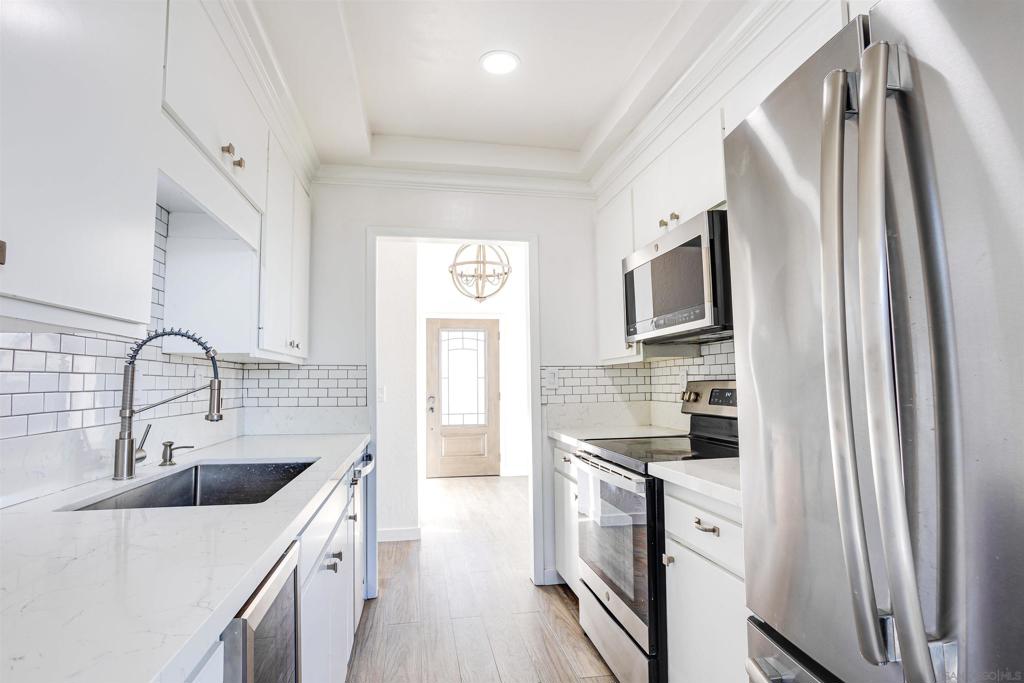 E321B1F5 8271 4F6E B514 83Df98D04C20 752 Monserate Ave, Chula Vista, Ca 91910 &Lt;Span Style='BackgroundColor:transparent;Padding:0Px;'&Gt; &Lt;Small&Gt; &Lt;I&Gt; &Lt;/I&Gt; &Lt;/Small&Gt;&Lt;/Span&Gt;
