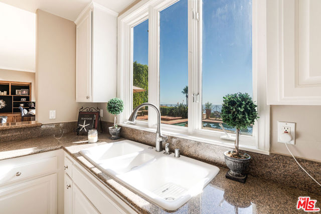 Drew Fenton | 16742 Via Pacifica Pacific Palisades CA | MLS: 7348440